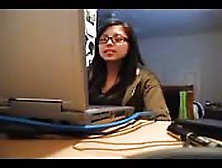 Asian Cam Girl Loes Putting On A Show