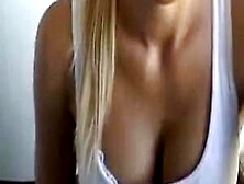 Antonia Striptease