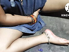 Message of body with oil boobs