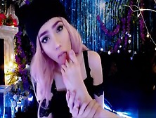 Beautiful Otaku Girl Worshiping Her Feet And Sucking Them