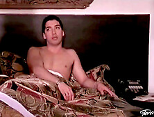 Restaurant,  sexy show