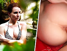 Quick Sex with a Big-assed Beauty in a Hotel Room