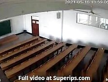 IPCAM – Korean teen couple fucks in the classroom