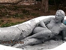 Clay Sploshing in the Pool - Ciren V