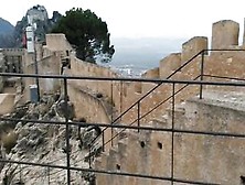 Sexo Con La Guía Turistica En El Castillo De Xativa (Valencia)