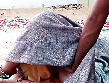 Dekho yah meri bhabhi hai itna gora tang hai