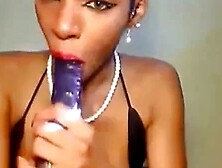 Ebony Girl Toying Creamy Webcam Show