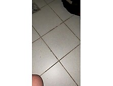 Reale Klohure möchte benutzt,  gefilmt und überall verbreitet werden! PLZ 88