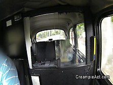 Dark Haired Amateur Gets Pussy Creampie In Cab