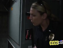 Police subdues criminal after a wild chase into banging their cunts