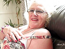 Judys Xxx - Your Horny Gilf Landlady Mrs.  Claire Lets You Pay Rent In Cum (pov)