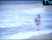 Unknown Breasts,  Bikini Scene in Beaks: The Movie