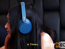 I SCREW MY STEPSISTER WHILST THIS BABE PLAYS MOVIE GAMES