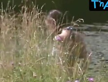 Anna Popova Bikini Scene  in Odnazhdy Budet Lyubov