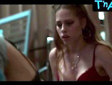 Yuliya Khlynina Breasts Scene In Call Center