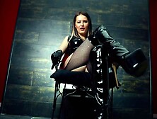 Noir Queenie Aka Noirqueenie Onlyfans - Worship My Boots