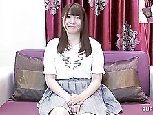 243 [Secret Work] Akihabara Standing Drinking Woman Employee Former Av Actress Otsuki Na-Chan Who Is Working -Time At The Place