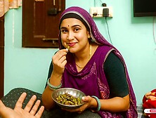 Pakistani Milky Aunty With Her Kiss Romantic On Bed By -snapchat143