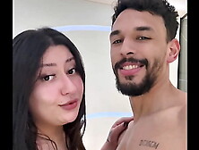 I just had a date with a follower who wanted to record and said he's going to get into content production. I started giving him