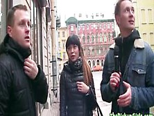 Babe trapped by pickupers