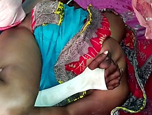 Desi Bhabhi Ne Kele Se Chudai Karvai Bahut Maja Aaega