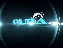 Victoria White gets down and naughty in the hotel bathroom