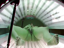 Solarium Masturbation (Tanning Bed Jilling)