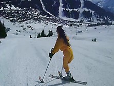 Sak Amputee Skiing Down The Slopes