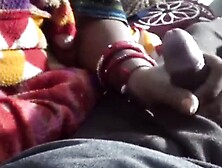 Shabana ki bhabi ne muth maari chupke se