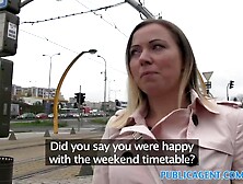 PublicAgent Bibi mounts a stranger outside for a free rail card