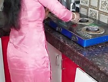 Indian Hot Didi Ki Kitchen Me Chudai Kari Bhai Ne