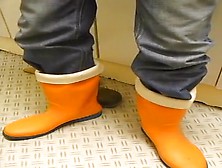 Nlboots - Clogs And Orange Boots