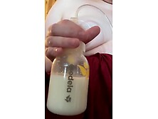 Single boob 4 ounce pump four ounces breast milk
