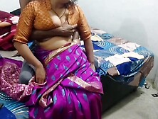 Devar Ne Mauka Dekh Desi Bhabhi Ko Chocolate Khilaa Ke Pela
