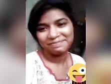 Karachi Chick Showing Her Boobs On Video Call