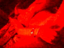 mica tocandose para ustedes