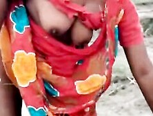 Desi Village Housewife With Boyfriend Khet Mein Chudai Kari