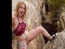 2 Tattooed Girls Pissing