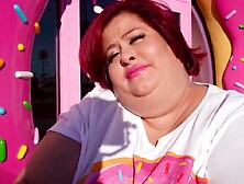 Pinkbox Doughnut Employee Gets Fired For Banging Co-Worker Mid Shift & Bangs Manager For Her Job Back