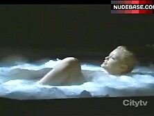 Pamela Gidley Hot Scene In Jacuzzi – The Little Death