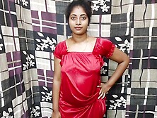 Steamy Indian aunty in a nighty gets naughty