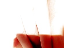 MaryJane e Sabrina Ice si divertono tra loro mentre i fidanzati si ubriacano