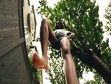 Giantess Ebony Teen