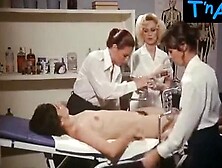 Marcia Fraga Lesbian,  Butt Scene in Reformatorio Das Depravadas