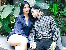 Inked brunette La Rola nicely jumping on a pretty massive sausage