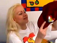 Sex Ed With A Twist! Teenage Girl Learns About Pleasure From An Expert In The Art Of Sensuality (NSFW)