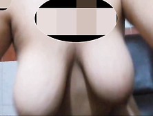 Me Monta En Su Sillón Es Una Gritona / Porno