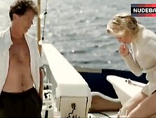 Elizabeth Banks Hot Scene – Swept Away