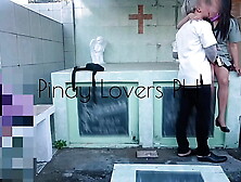 Teacher and Student Viral Cemetery Risky Sex, Si Mam kinantot sa Sementeryo!