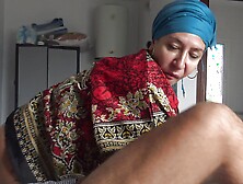 Married Kurdish Cleaning Maid Lets Tourist Cum In Her Mouth!!!